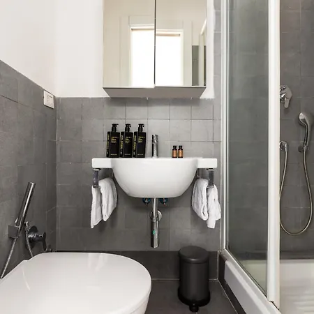 Lovely Nest By St Peter Apartment Rom